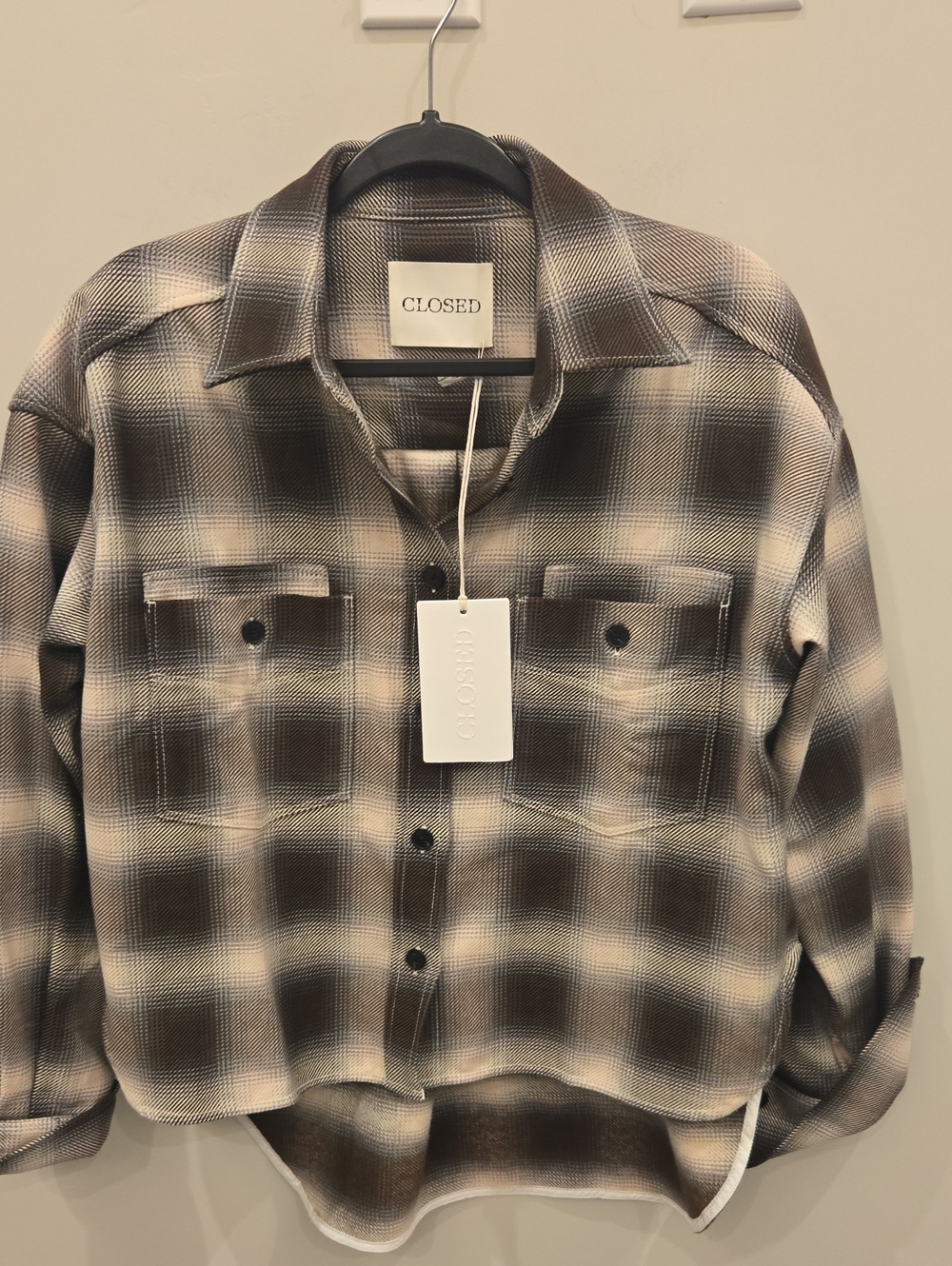NWT CLOSED Women's Brown Plaid Button-Up Jacket. Size Small.